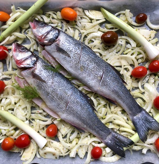 המדריך: דג בתנור אפוי שלם | The Kitchen Coach